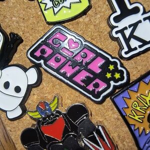 Pink & Black "Girl Power" Enamel Pin Powerpuff Girls